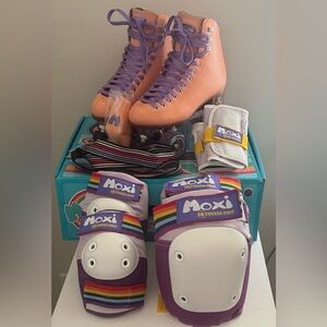 Moxi Beach Bunny Roller Skates - Peach Blanket - Size 6